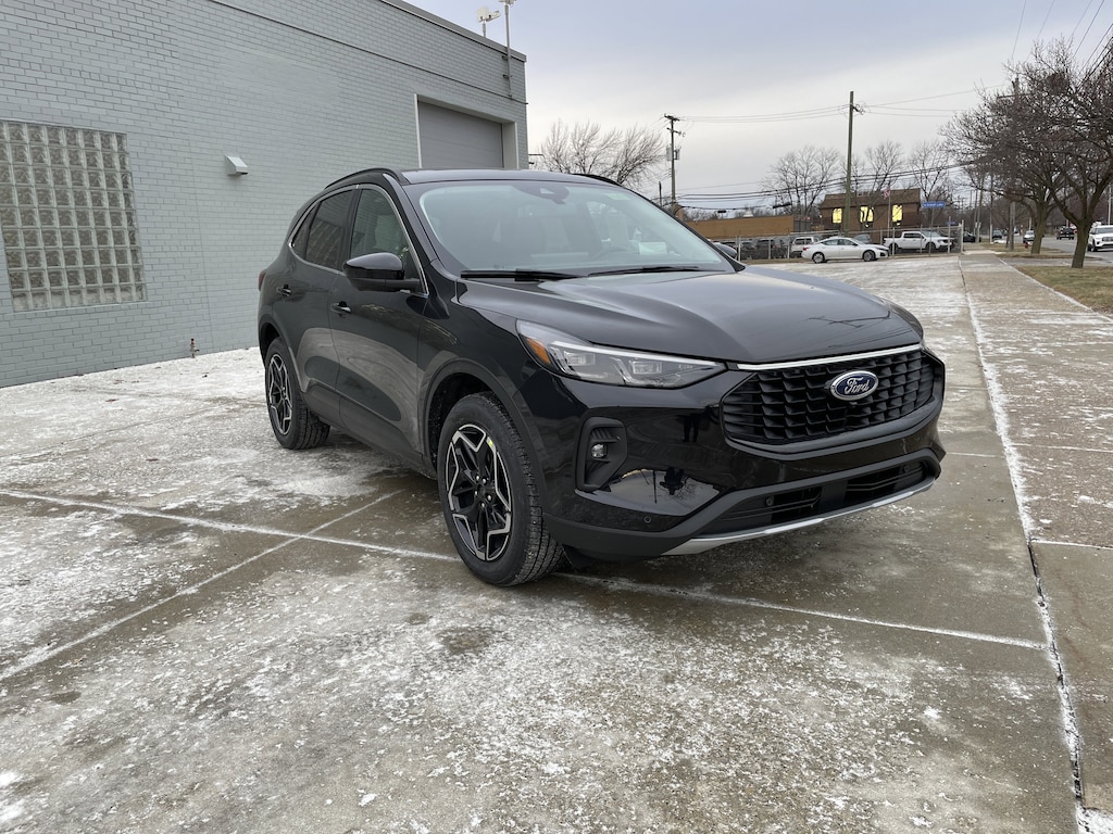 New 2026 Ford Escape Platinum SUV