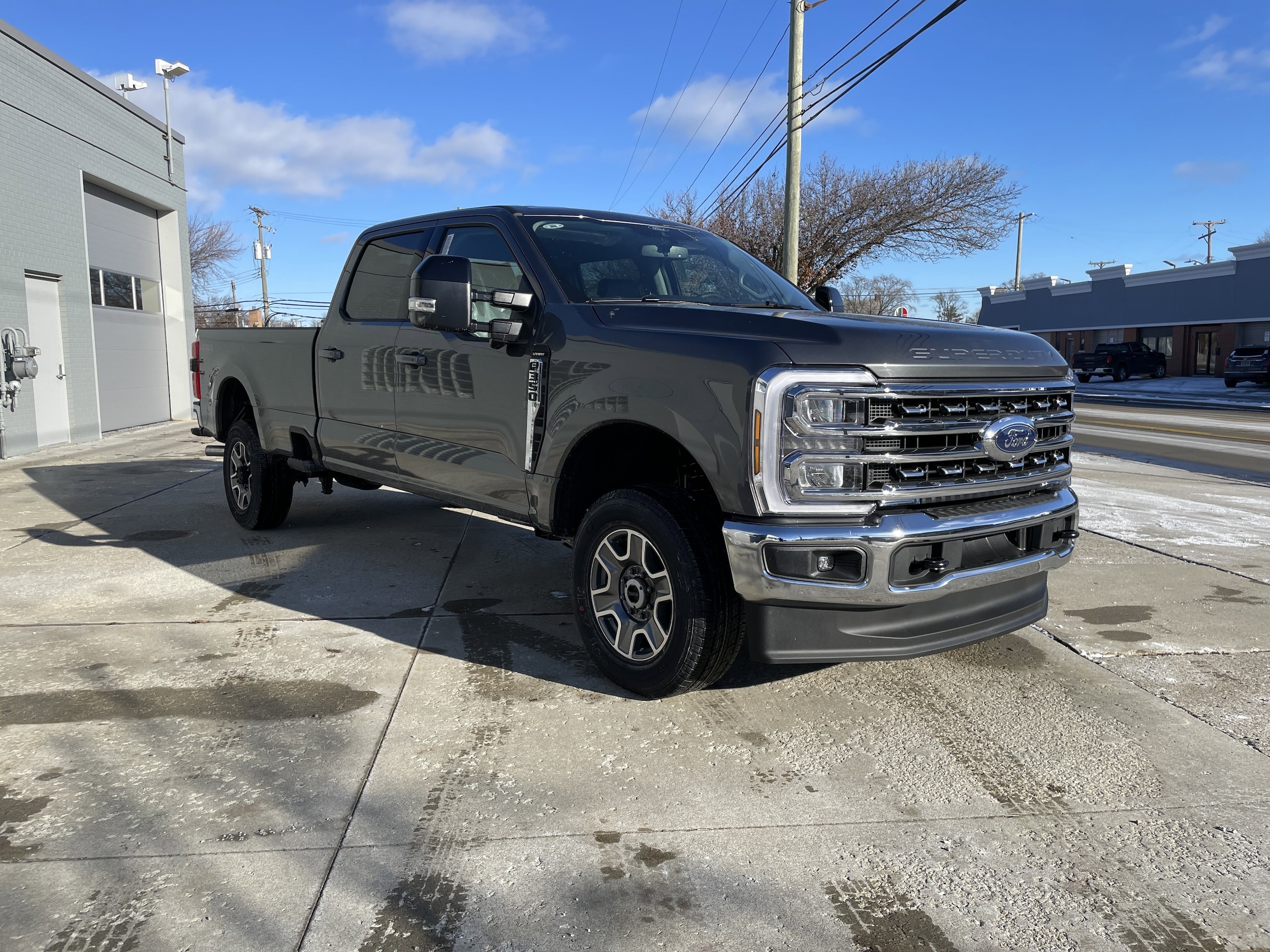 2026 Ford F-350 Super Duty Lariat's photo