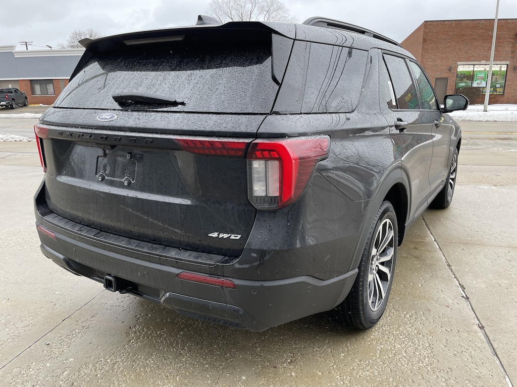 New 2026 Ford Explorer ST-Line SUV