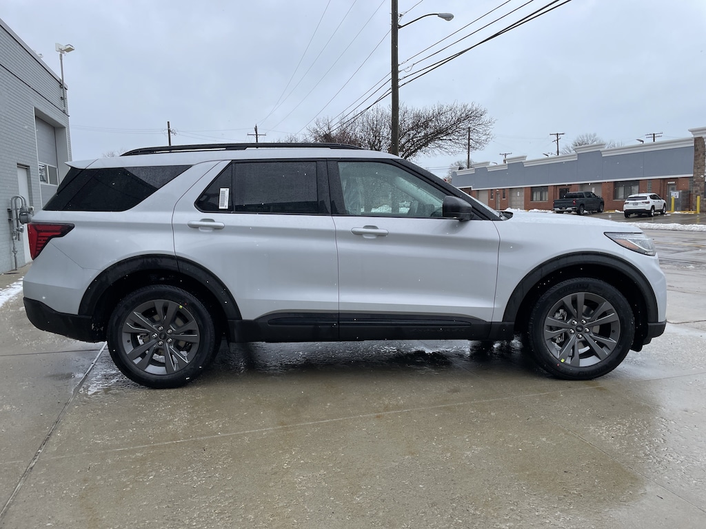 New 2026 Ford Explorer Active SUV
