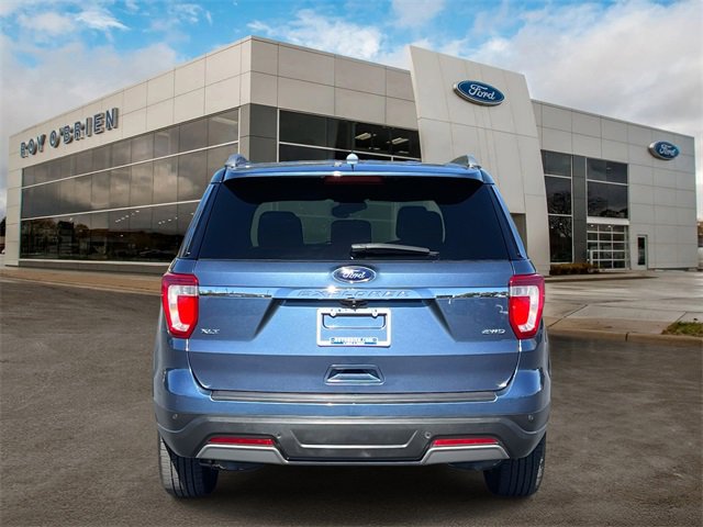 2019 Ford Explorer XLT photo 4
