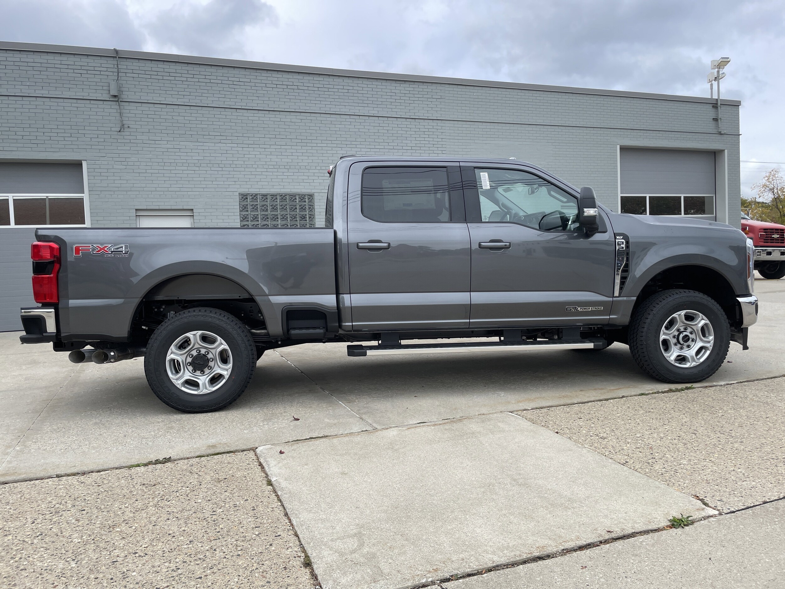 2026 Ford F-250 XLT photo 2