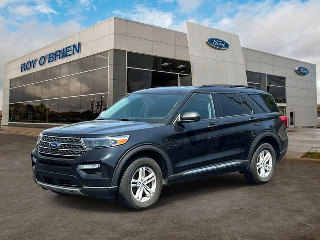 2023 Ford Explorer XLT 4WD's photo