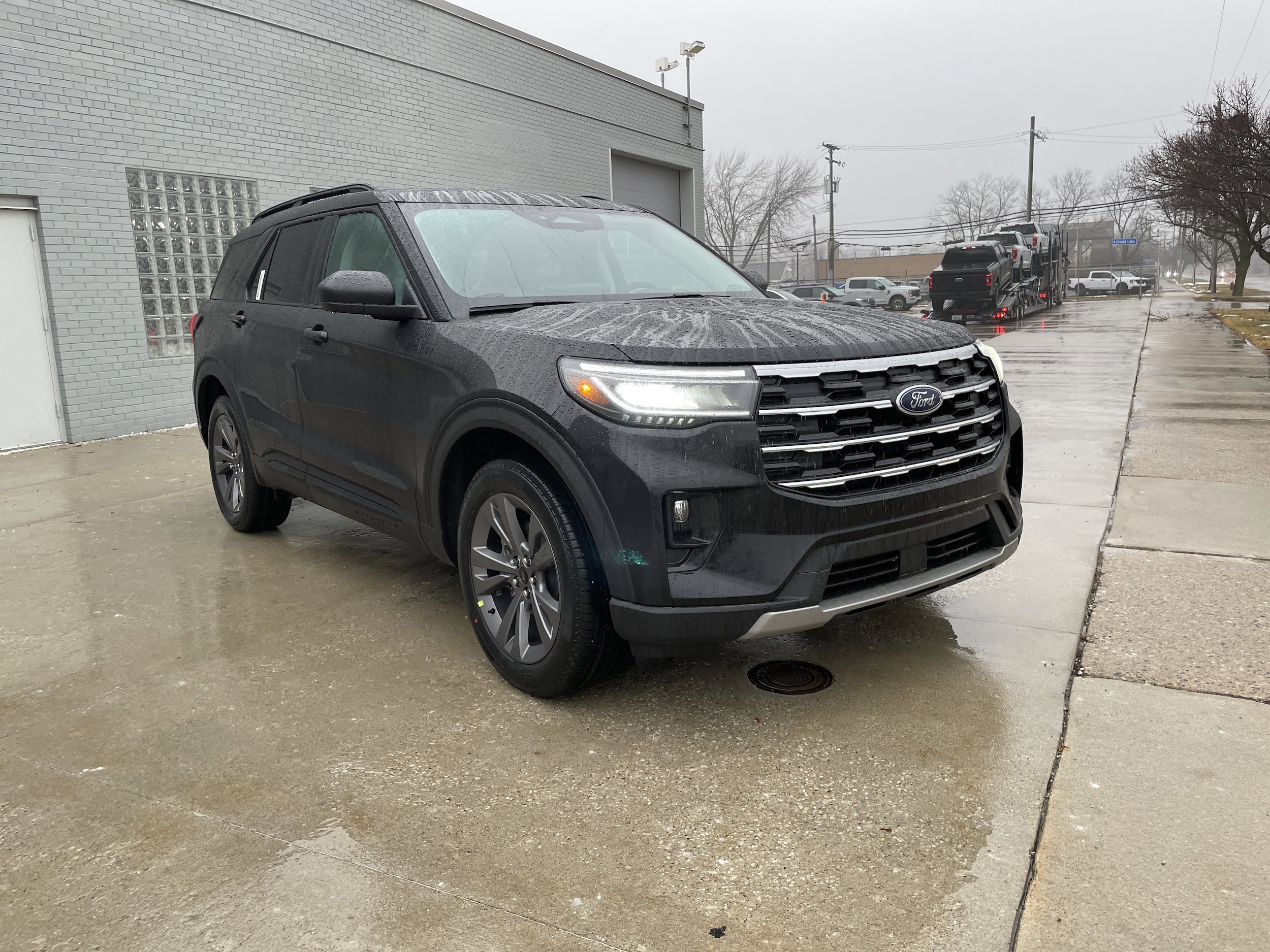 2026 Ford Explorer Active's photo