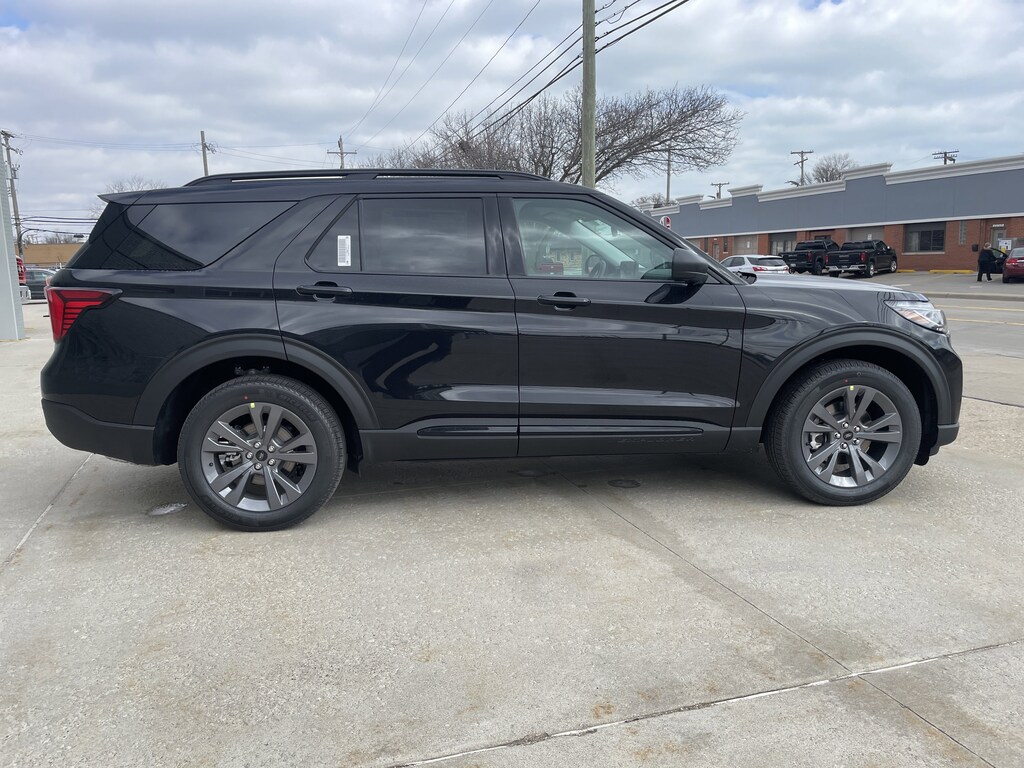 New 2026 Ford Explorer Active SUV