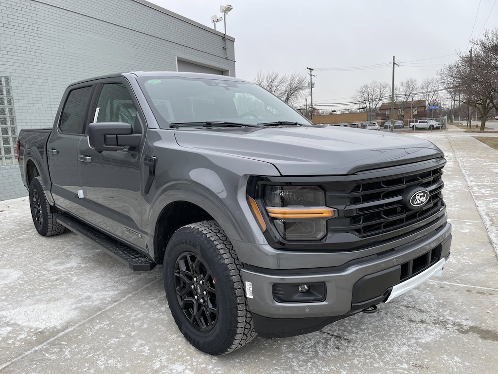 New 2025 Ford F-150 XLT TRUCK
