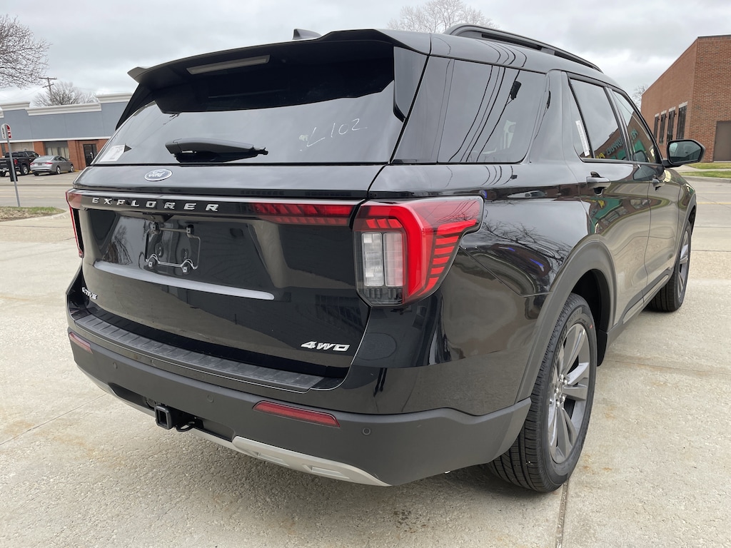 New 2026 Ford Explorer Active SUV