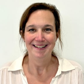 Staff member Liz Renusch from 33dac5f89059