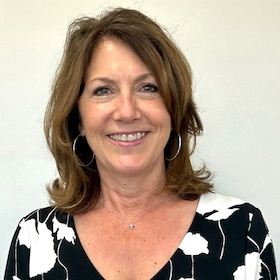 Staff member Suzanne Clem from 3c137111737a