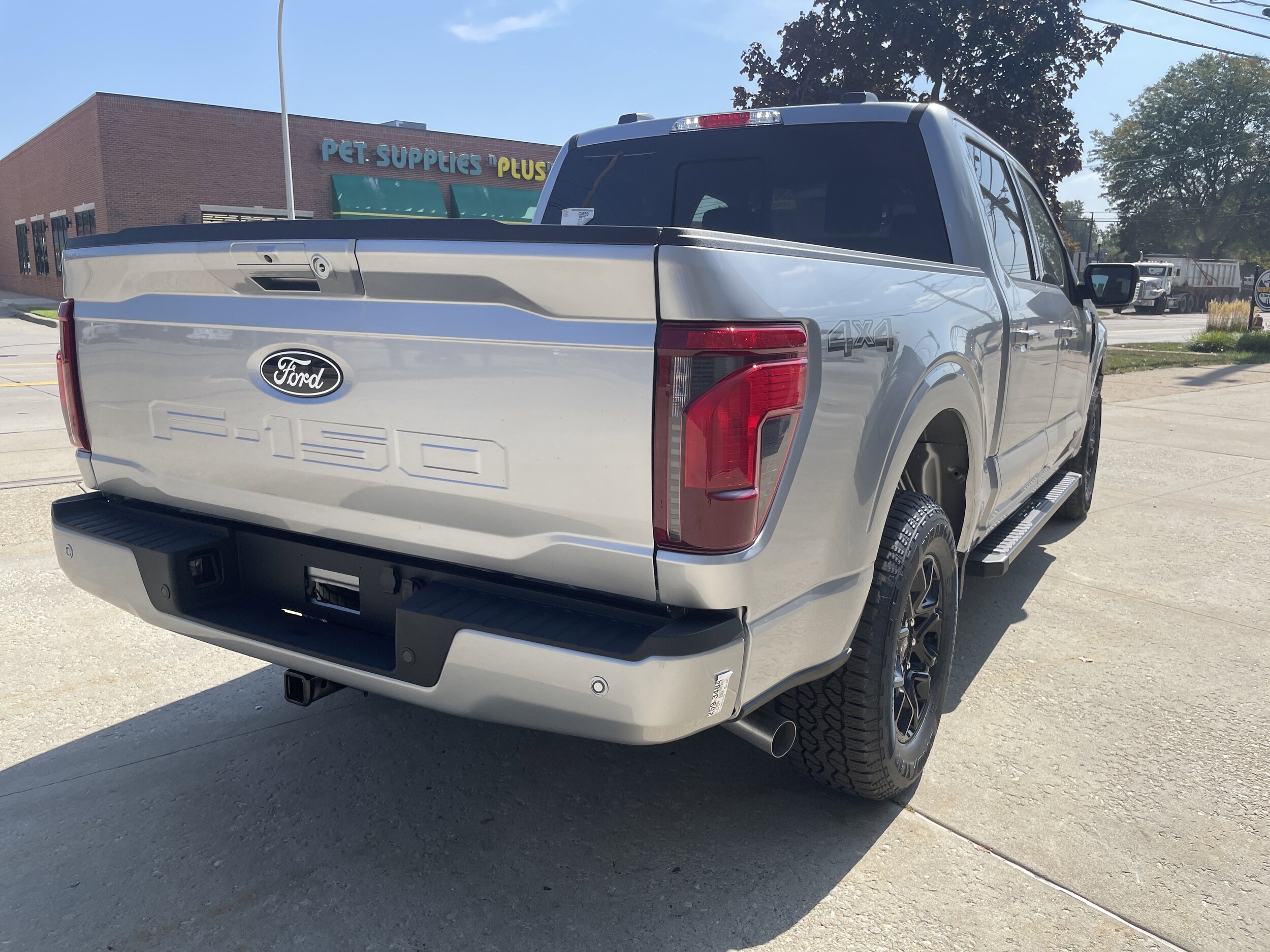 2025 Ford F-150 XLT photo 4