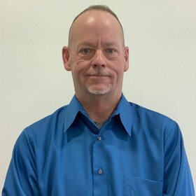 Staff member Don Holbrook from 33dac5f89059