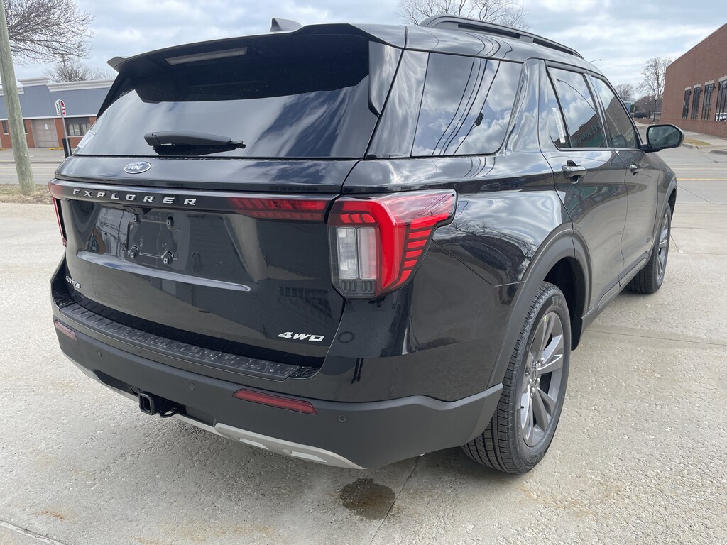 New 2026 Ford Explorer Active SUV