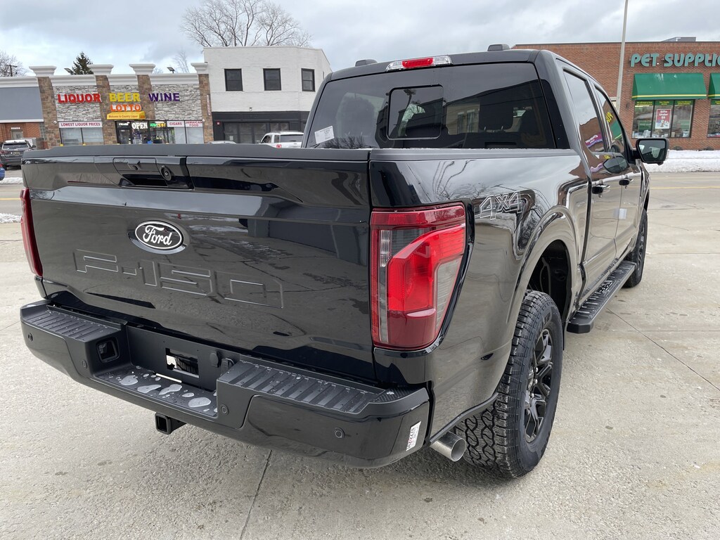 New 2025 Ford F-150 XLT TRUCK