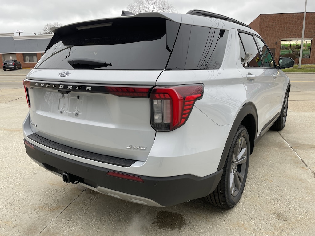 New 2026 Ford Explorer Active SUV