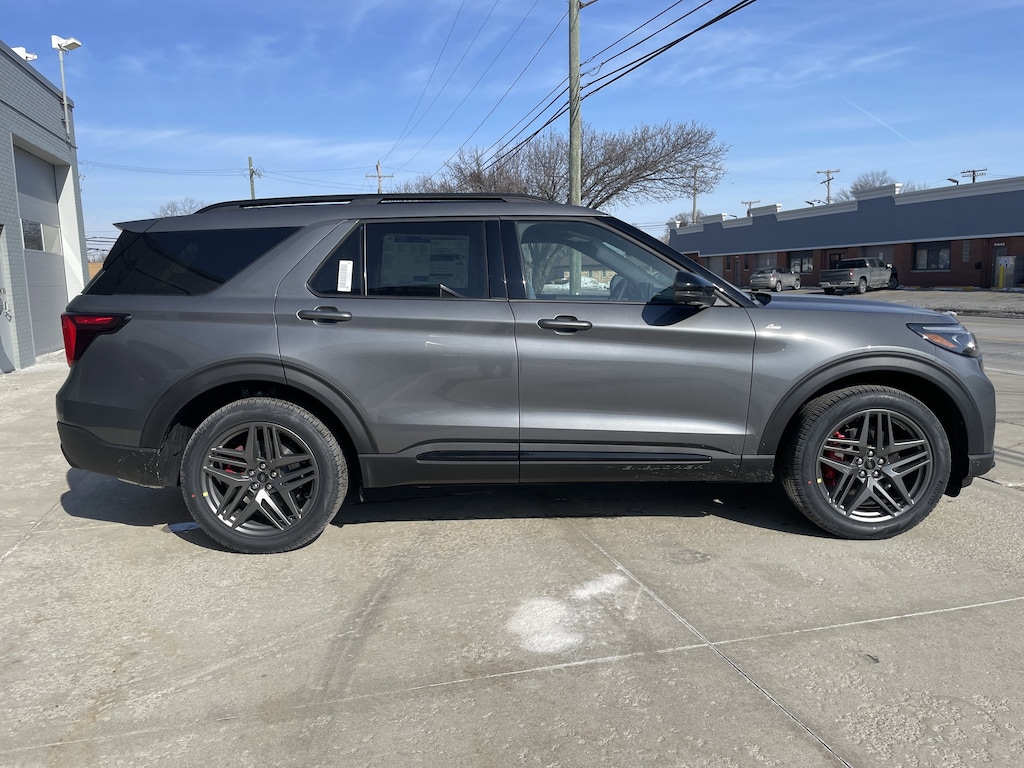New 2026 Ford Explorer 4DR 4WD ST-Line SUV