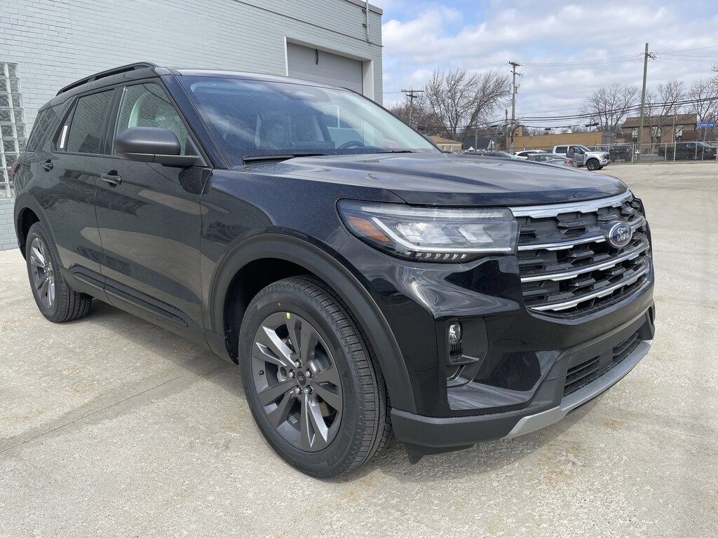 New 2026 Ford Explorer Active SUV