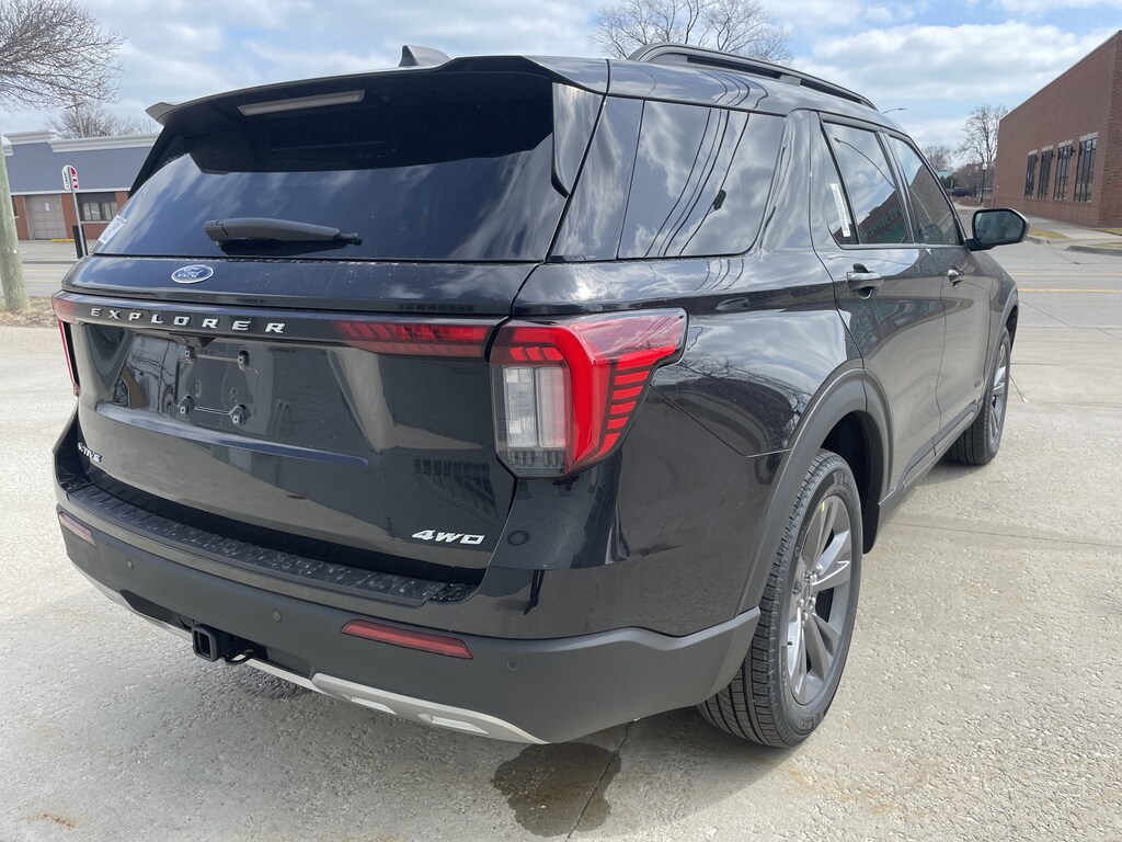 New 2026 Ford Explorer Active SUV