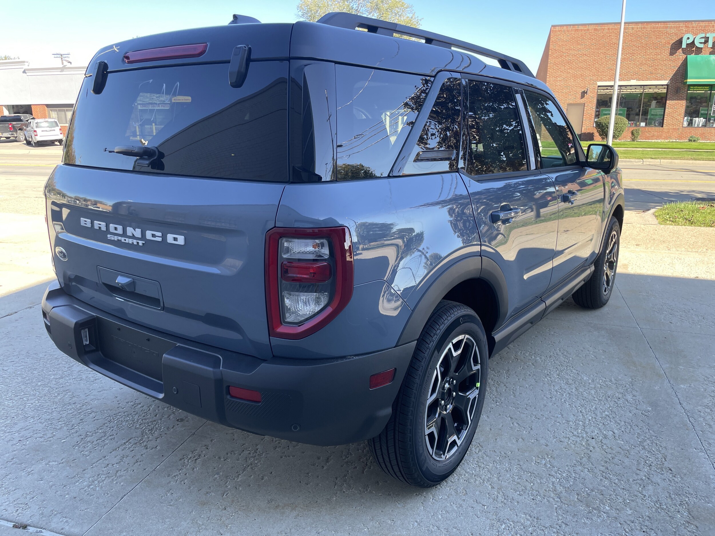 2025 Ford Bronco Sport Outer Banks photo 4