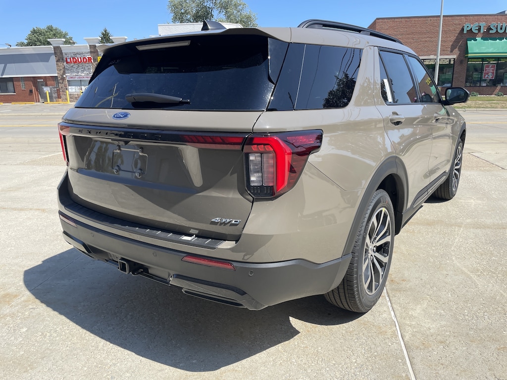 New 2026 Ford Explorer ST-Line SUV