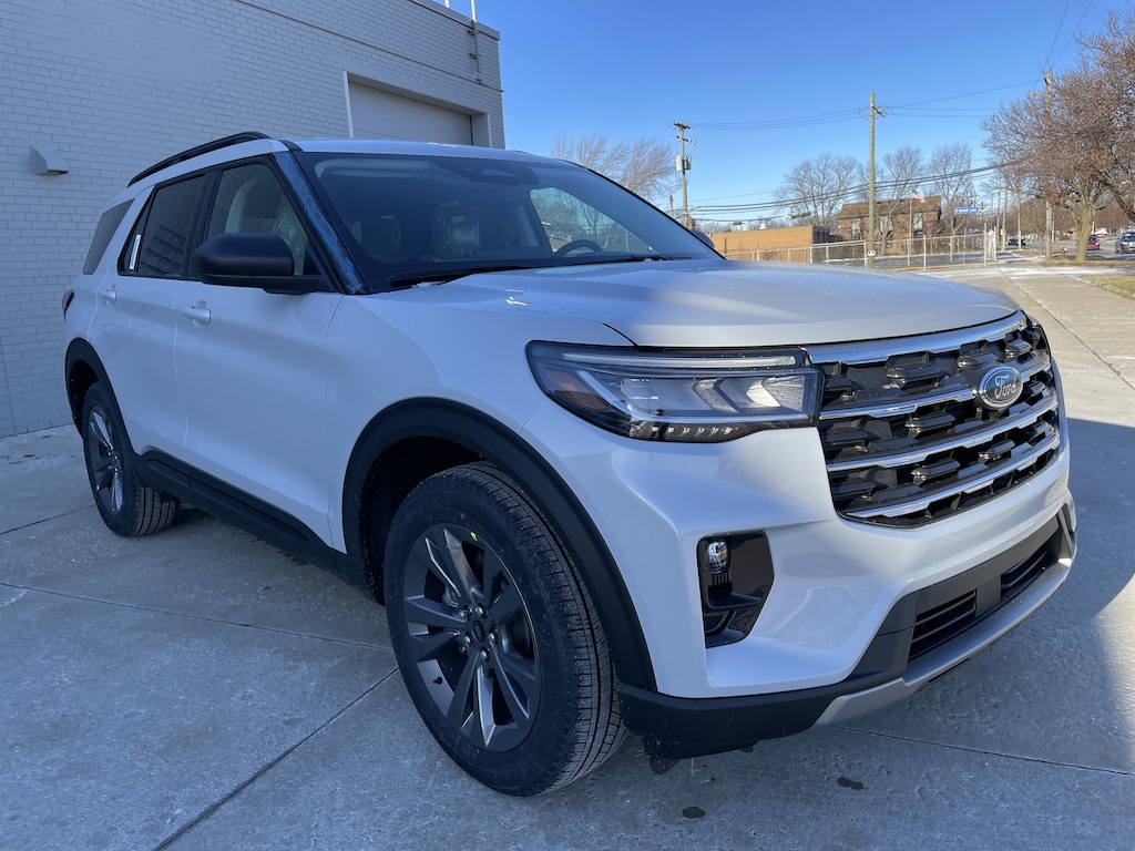 New 2026 Ford Explorer Active SUV