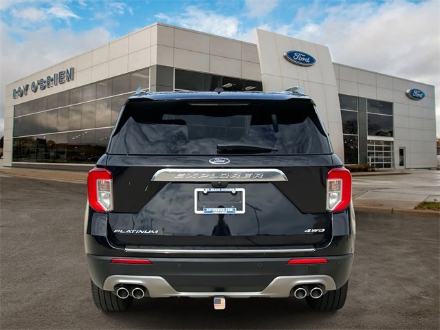 2022 Ford Explorer Platinum photo 4