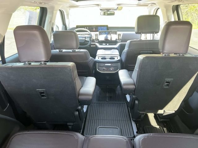 2025 Ford Expedition MAX Platinum - Photo 13