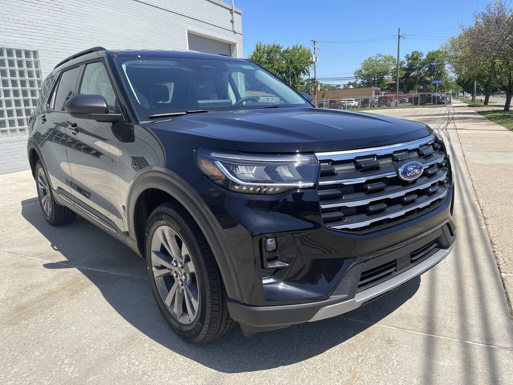 New 2026 Ford Explorer Active SUV