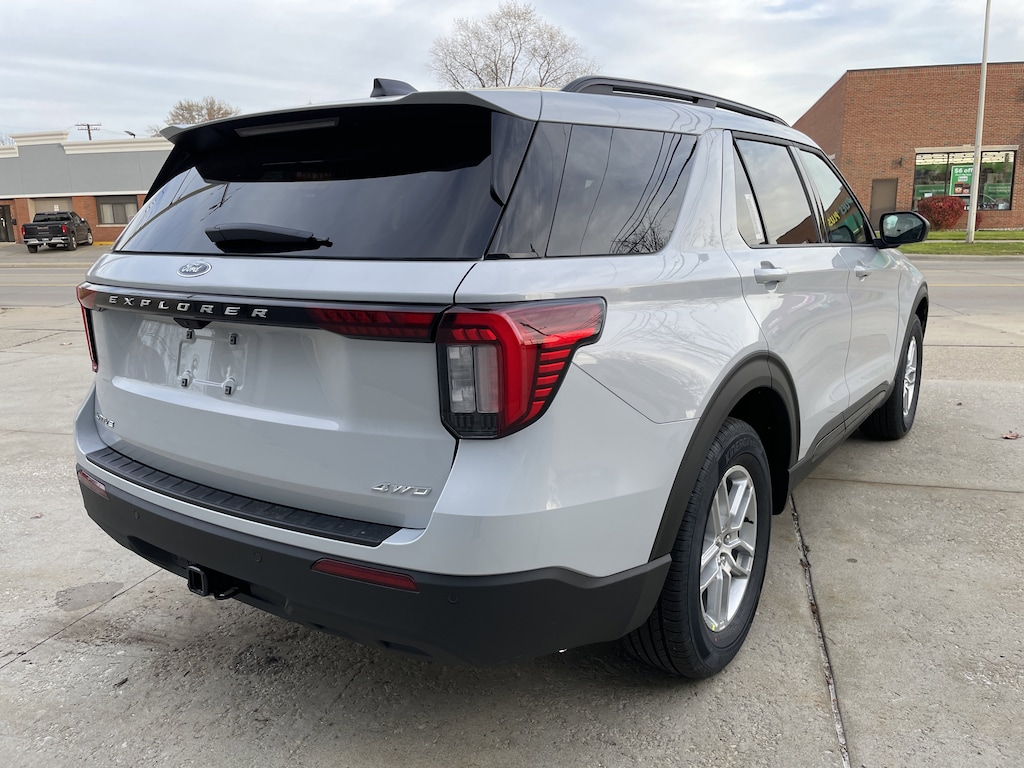 New 2026 Ford Explorer Active SUV
