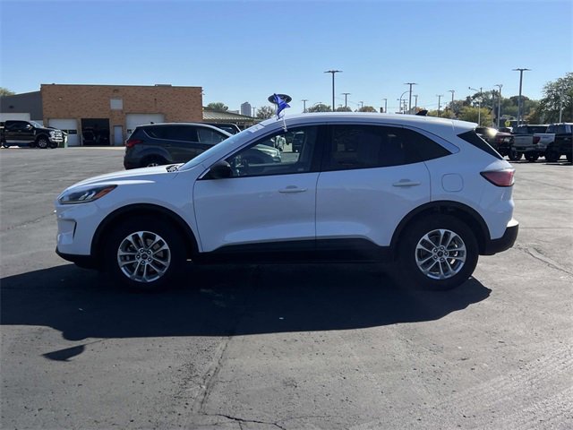 2022 Ford Escape SE photo 2
