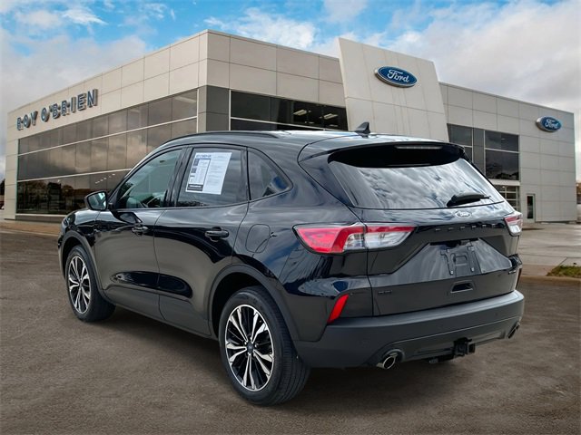 2022 Ford Escape SEL photo 2