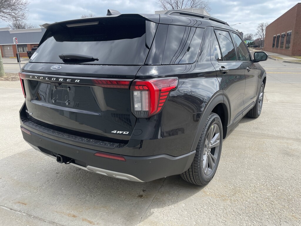 New 2026 Ford Explorer Active SUV