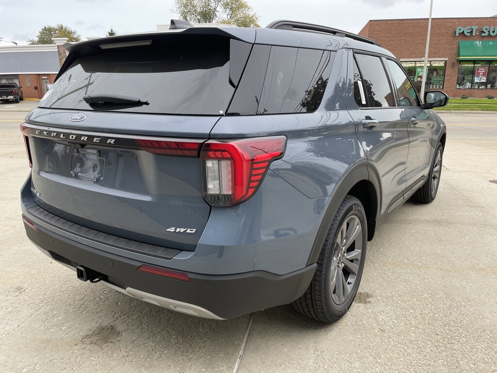 New 2026 Ford Explorer Active SUV