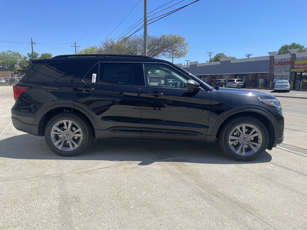 New 2026 Ford Explorer Active SUV