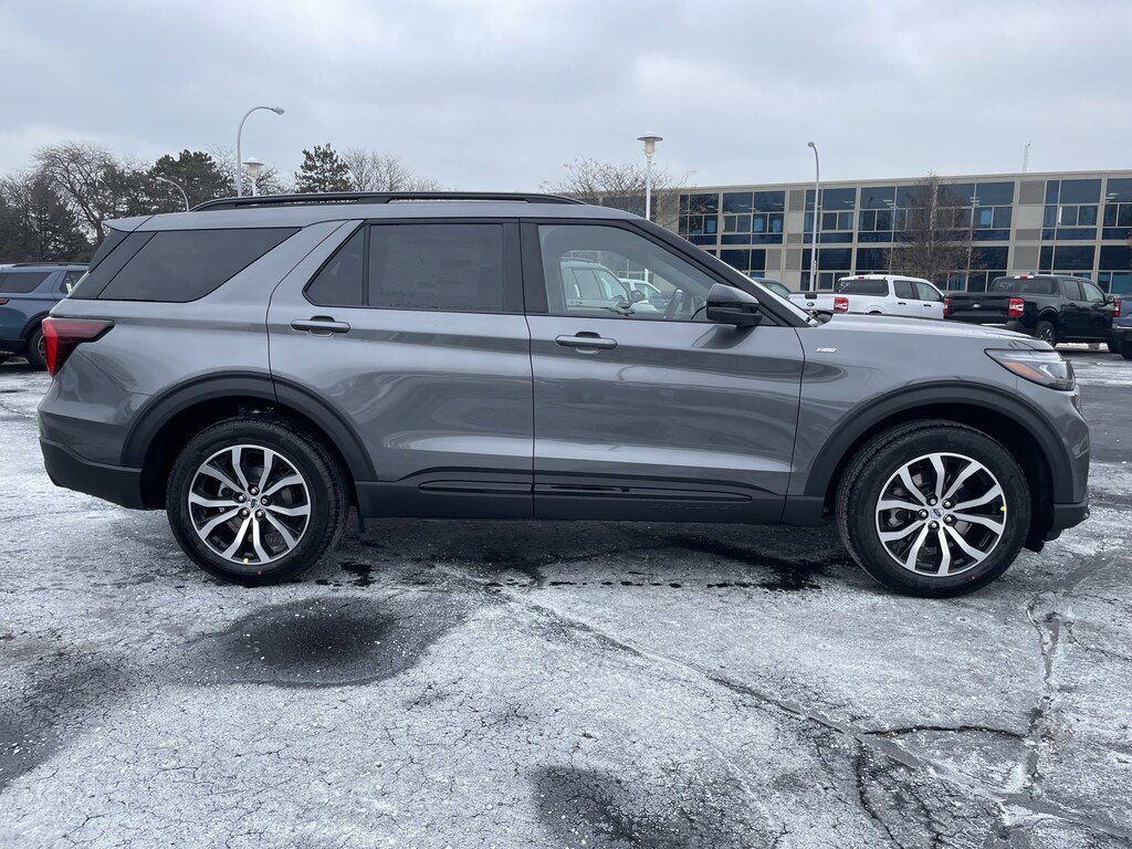 New 2026 Ford Explorer ST-Line SUV
