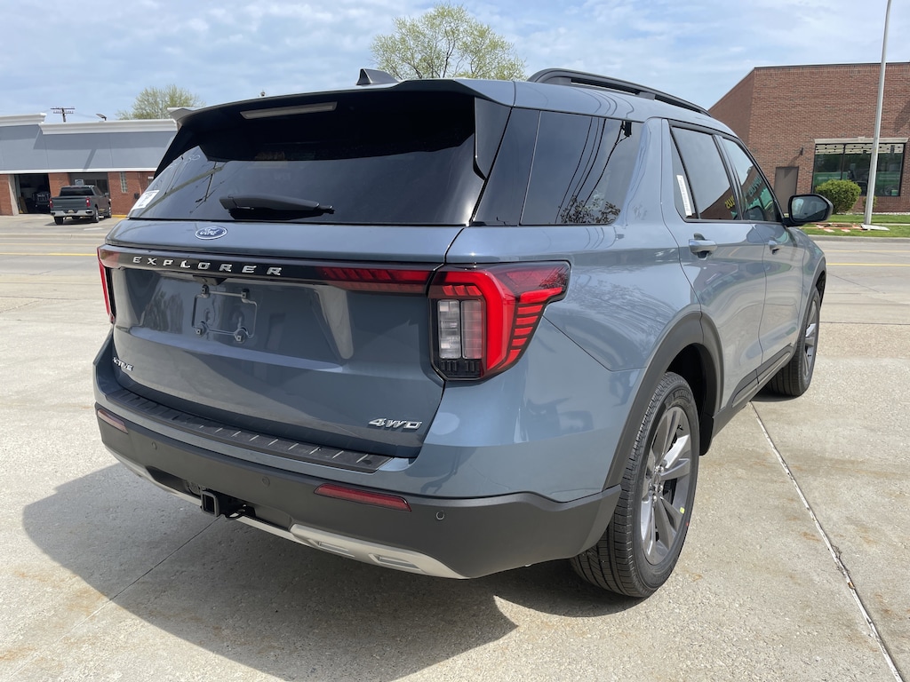 New 2026 Ford Explorer Active SUV