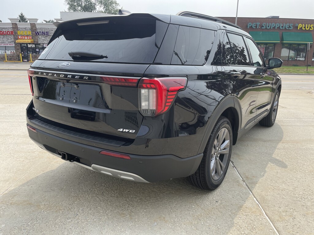 New 2026 Ford Explorer Active SUV