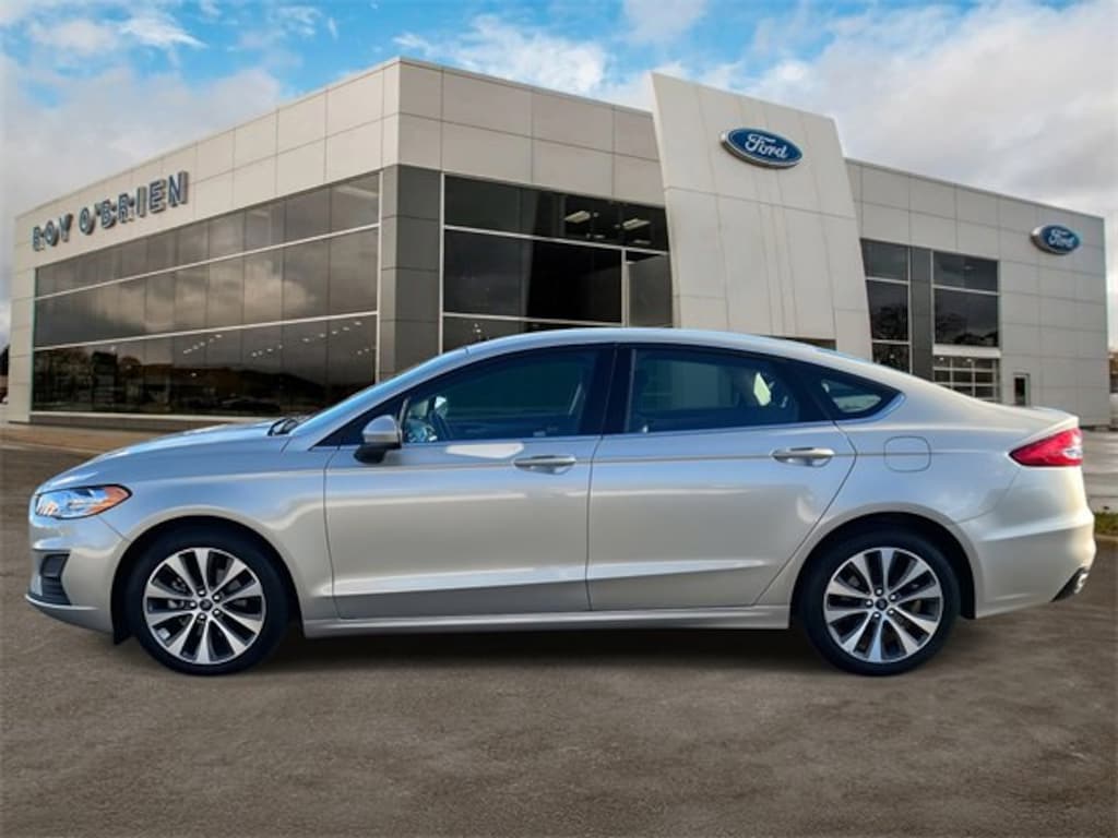 Used 2019 Ford Fusion SE Sedan