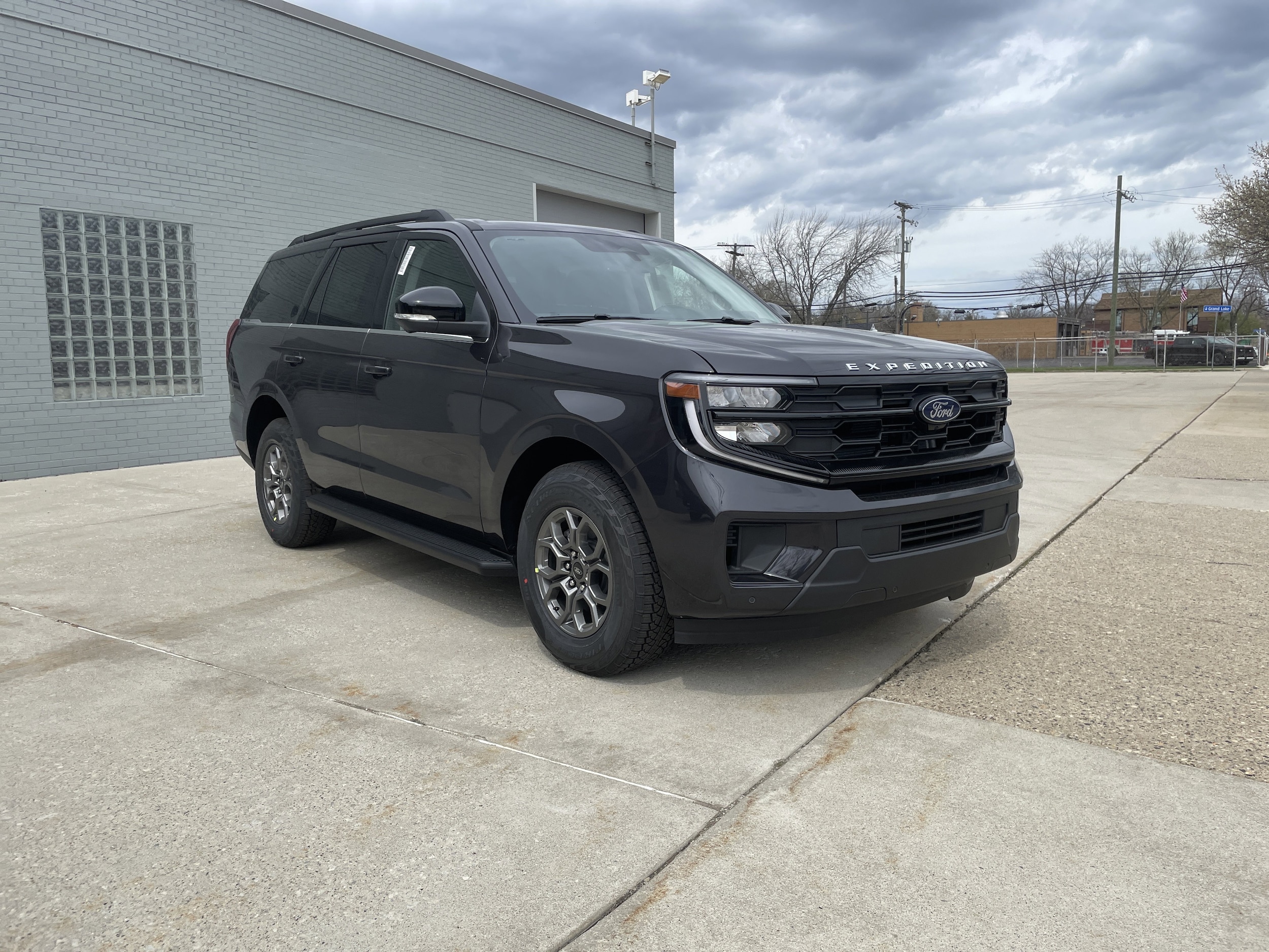 2026 Ford Expedition Active 4x4's photo