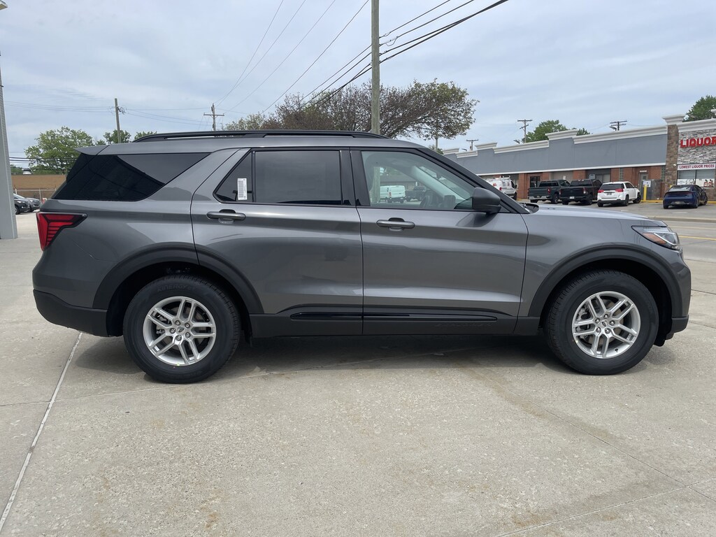 New 2026 Ford Explorer Active SUV