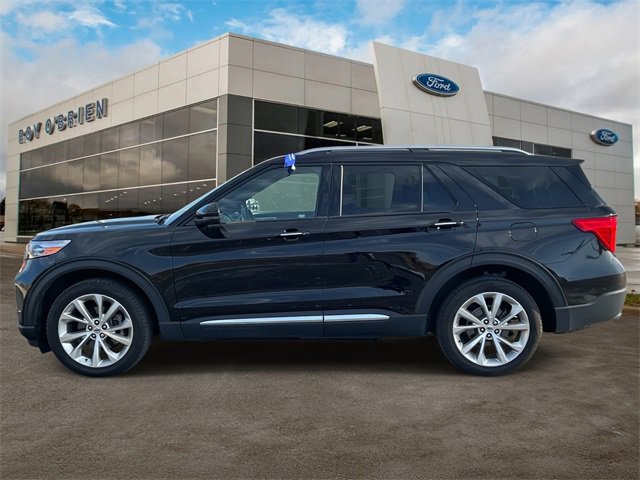2023 Ford Explorer Platinum photo 2
