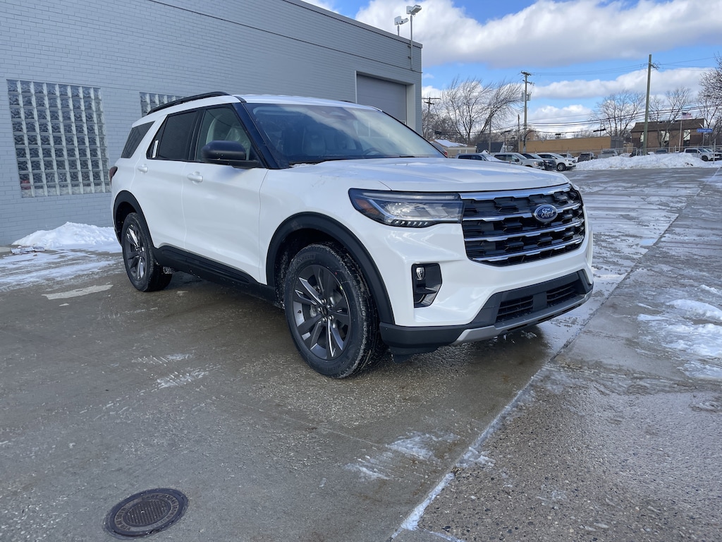 New 2026 Ford Explorer Active SUV