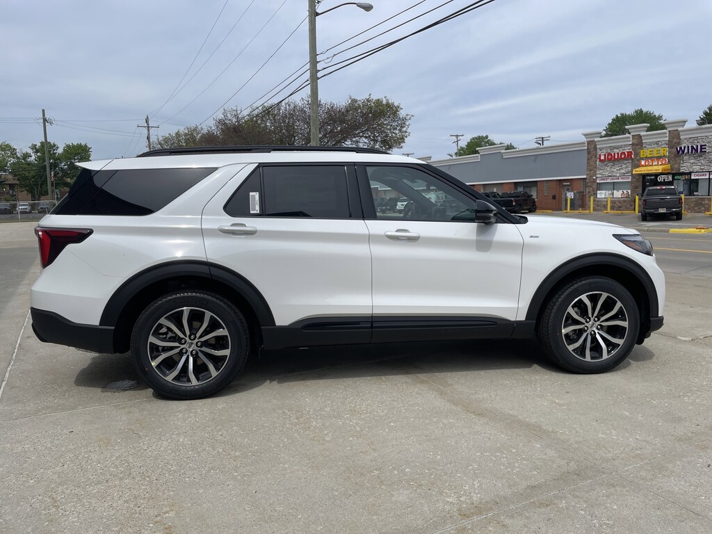 New 2026 Ford Explorer ST-Line SUV