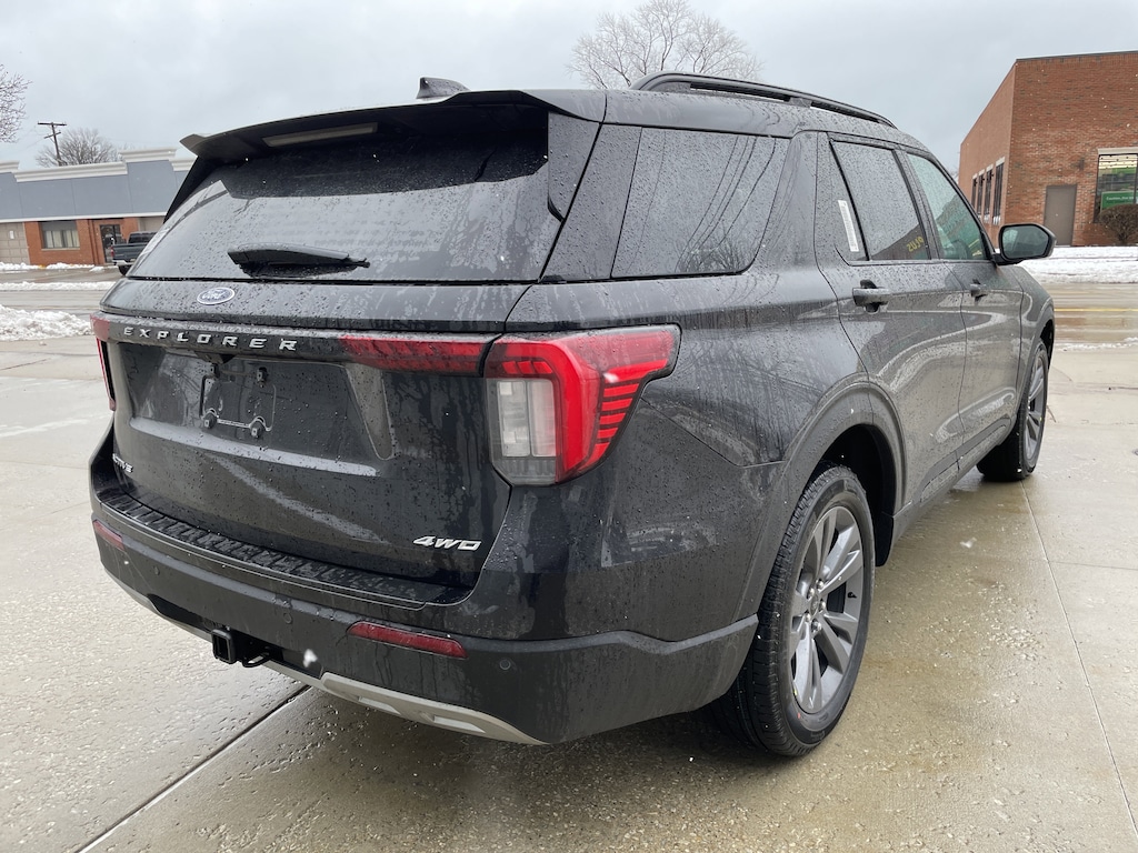 New 2026 Ford Explorer Active SUV