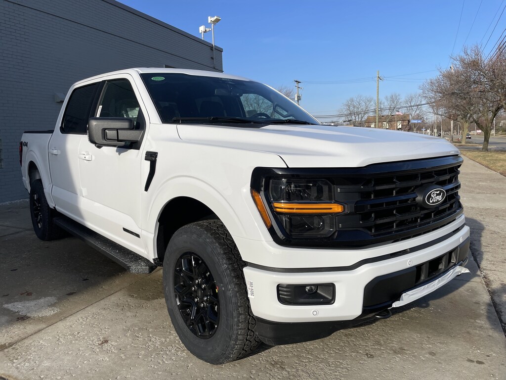 New 2025 Ford F-150 XLT TRUCK