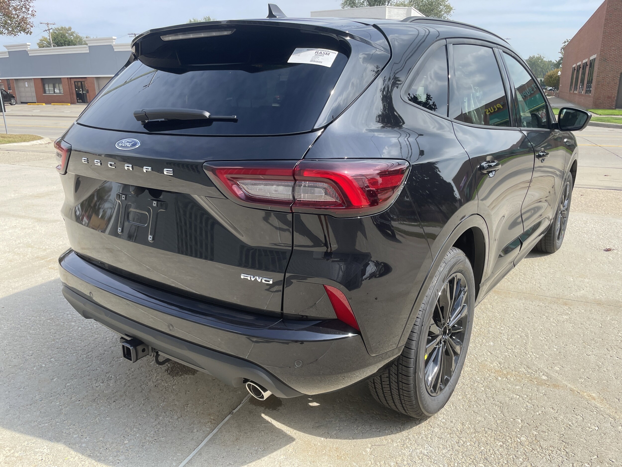 2026 Ford Escape ST-Line Elite photo 3