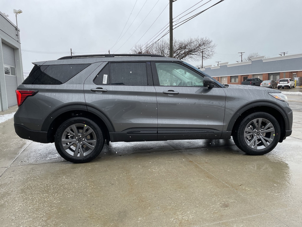 New 2026 Ford Explorer Active SUV