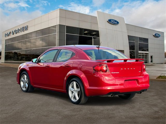2012 Dodge Avenger SXT photo 3