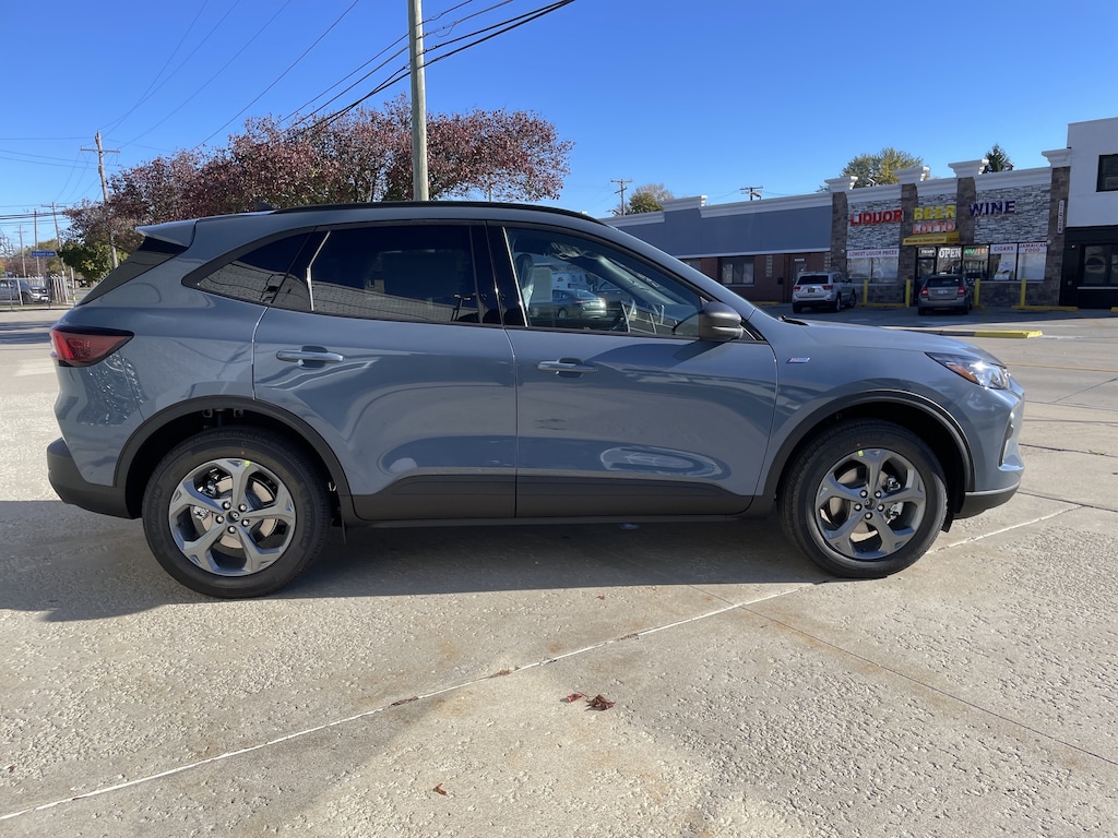 New 2026 Ford Escape ST-Line SUV