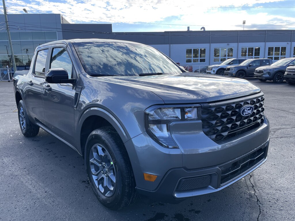 New 2025 Ford Maverick XLT TRUCK