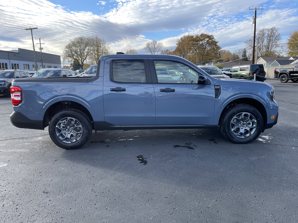 New 2025 Ford Maverick XLT TRUCK